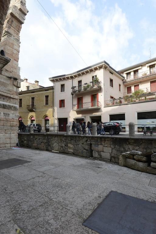 La Terrazza Sull'Arena Appartement Verona Buitenkant foto