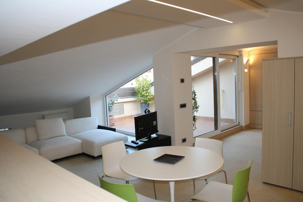 La Terrazza Sull'Arena Appartement Verona Kamer foto